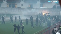 Sukob navijača u Nikšiću: Meč Internacional - Berane bio prekinut pola sata thumb1.jpg