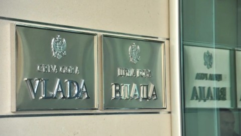Vlada: Privremena obustava bezviznog režima za državljane Turske thumb2.jpg