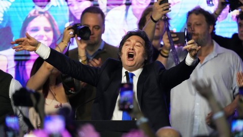 Stranci predsjednika Argentine ubjedljiva podrška na izborima, Milei obećava dalje reforme thumb2.jpg