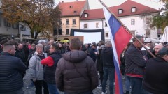 Pucnjava kod romskih naselja nakon protesta u Novom Mestu thumb1.jpg