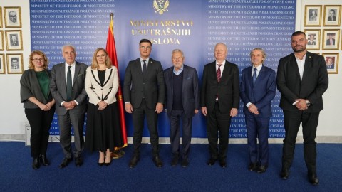 Šaranović: Jačanjem prevencije i međunarodne saradnje Crna Gora čuva zdravlje građana i bezbjednost  thumb2.jpg