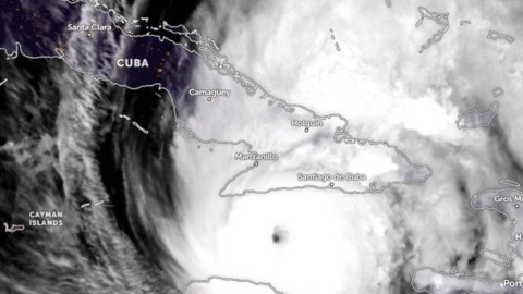 Uragan "Melisa" jača i kreće se ka Kubi, evakuisano 500.000 ljudi thumb2.jpg