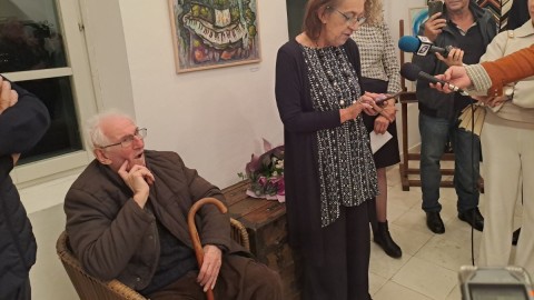 U Herceg Novom otvorena izložba Luke Berberovića: Radovi obasjani svjetlošću thumb2.jpg