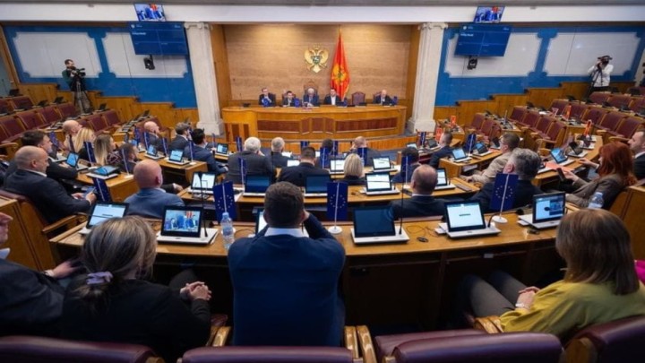 Novim zakonom obavezno se označavaju i prate duvanski proizvodi thumb3.jpg