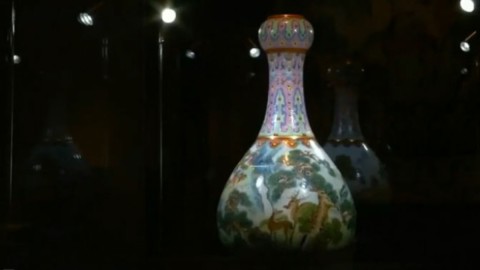 Kao u "Mućkama" - kineska vaza prodata za 14 miliona funti thumb2.jpg