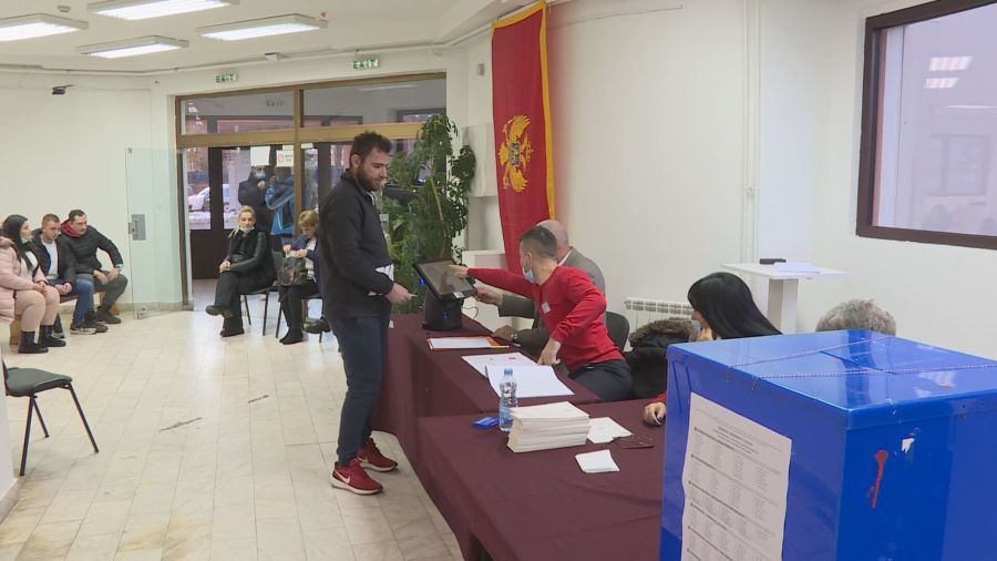 U Mojkovcu sva birališta otvorena na vrijeme U Mojkovcu sva birališta otvorena na vrijeme