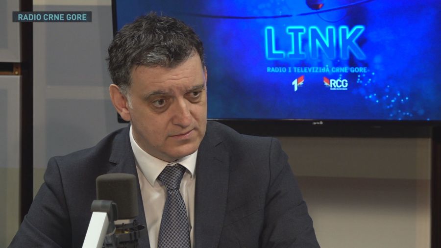 Željko Komnenović Željko Komnenović