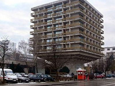 Radnici Onogošta od sjutra štrajkuju glađu Radnici Onogošta od sjutra štrajkuju glađu