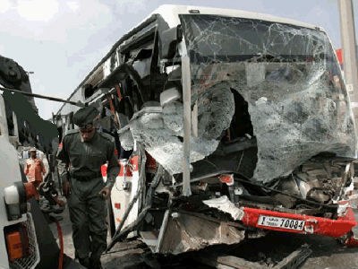 Emirati: Preko 20 mrtvih u sudaru autobusa i kamiona Emirati: Preko 20 mrtvih u sudaru autobusa i kamiona