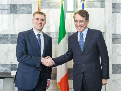 Podrška Italije i Španije Podrška Italije i Španije