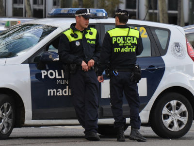 Madrid: Sveštenik pronašao bombu u katedrali Madrid: Sveštenik pronašao bombu u katedrali