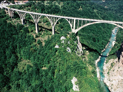 Kineski turoperatori i mediji opet u posjeti Crnoj Gori Kineski turoperatori i mediji opet u posjeti Crnoj Gori