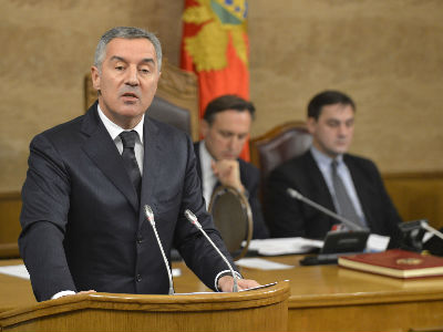 Đukanović: Ne puzi se prema Evropi Đukanović: Ne puzi se prema Evropi