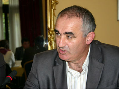 SNP: Otimačina za "zlatnu koku" SNP: Otimačina za "zlatnu koku"