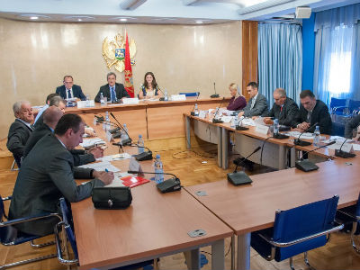Opposition: To interrogate Djukanovic Opposition: To interrogate Djukanovic