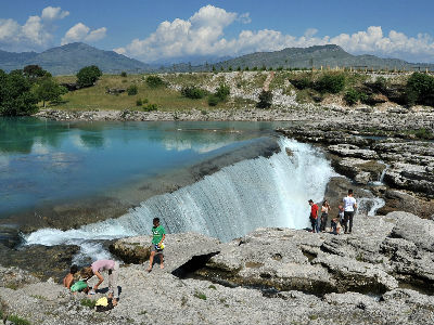 Legenda o "Niagarinom vodopadu" Legenda o "Niagarinom vodopadu"