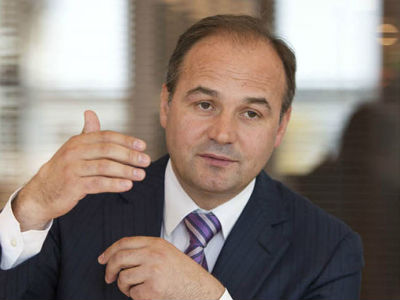 Pristina for the withdrawal of UNMIK Pristina for the withdrawal of UNMIK