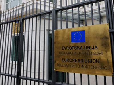 Osuđuju kamenovanje redakcije Vijesti Osuđuju kamenovanje redakcije Vijesti