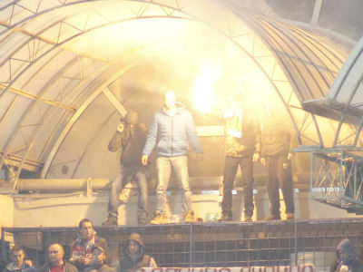 Uhapšeni zbog paljenja baklji Uhapšeni zbog paljenja baklji