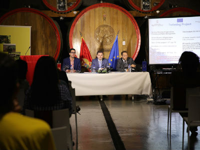 Uslov za konkurentnije vinogradarstvo Uslov za konkurentnije vinogradarstvo