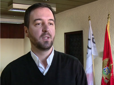 Od maja serija ''Božićni ustanak'' Od maja serija ''Božićni ustanak''