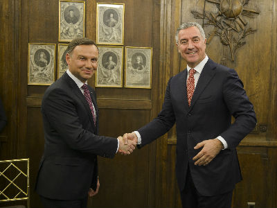 Poljska je za politiku otvorenih vrata Poljska je za politiku otvorenih vrata