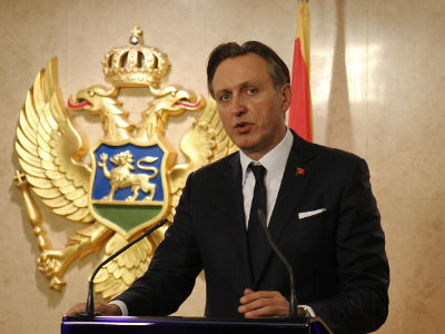Krivokapić se primakao Amfilohiju Krivokapić se primakao Amfilohiju