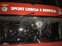 Dvojica fudbalera u bolnici poslije napada na autobus Benfike