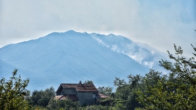 Veći požar na Garaču, gori i u Tološima Veći požar na Garaču, gori i u Tološima