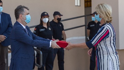 Nuhodžić uručio ključeve za 105 stanova Nuhodžić uručio ključeve za 105 stanova