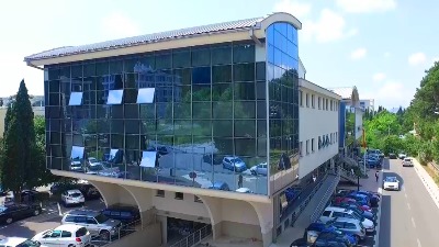 Ministarstvo dodjeljuje 3,4 hiljade studentskih kredita Ministarstvo dodjeljuje 3,4 hiljade studentskih kredita