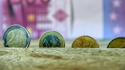 Spašavanje ekonomije prioritet svih prioriteta Spašavanje ekonomije prioritet svih prioriteta