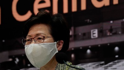 Vašington uveo sankcije zvaničnicima Hongkonga Vašington uveo sankcije zvaničnicima Hongkonga