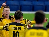 Dortmund nastavio potjeru za Bajernom