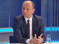 "Neophodno prekinuti sukob Krivokapić-Abazović"