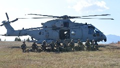 ВЦГ и британски маринци извели хеликоптерски десант у рејону Пљеваља