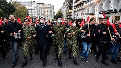 У Атини хиљаде демонстраната у поворци у знак сјећања на побуну против хунте 1973. 