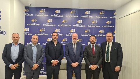 Podrška Međunarodnog republikanskog instituta Pokretu Evropa sad thumb2.jpg