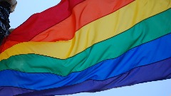 Русија: Усвојен пооштрени закон о забрани промоције ЛГБТQ права