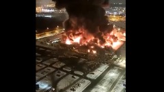 Москва: Велики пожар у тржном центру
