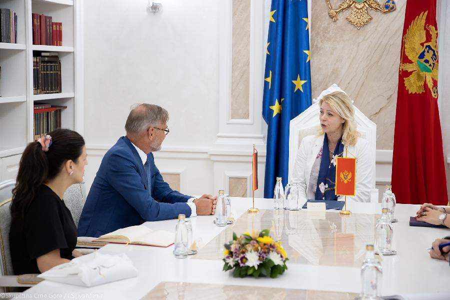 Đurović zahvalila na podršci koju Njemačka pruža procesu pristupanja Crne Gore EU
