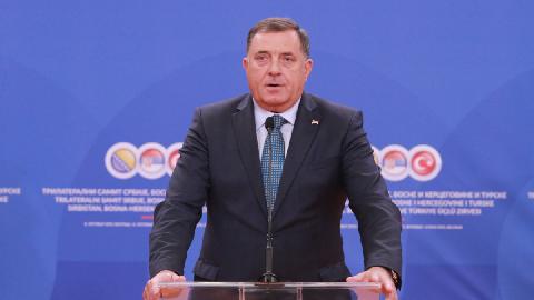 Dodik najavio dolazak u Crnu Goru 