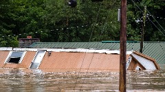 U poplavama u Kentakiju stradalo osam osoba