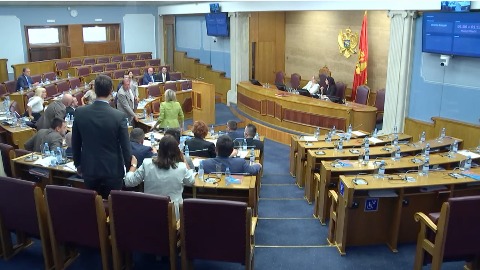 Verbalni incident između Milačića i Ivanovića thumb2.jpg