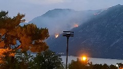 Kotor: Ponovo gori u Gornjem Stolivu