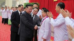 Ким Џонг Ун лансирао шпијунски сателит у орбиту
