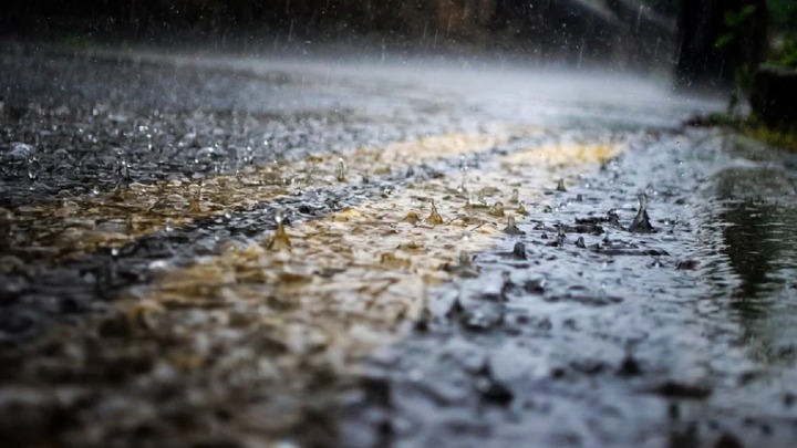 Сјутра и прексјутра обилне кише, могуће поплаве у градовима