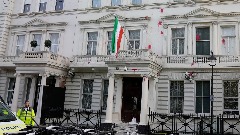 У Паризу и Лондону напети скупови у близини иранских амбасада