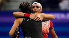 Švjontek i Džabir u finalu US Opena