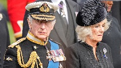 Краљ Чарлс са супругом крајем марта у првој посјети иностранству